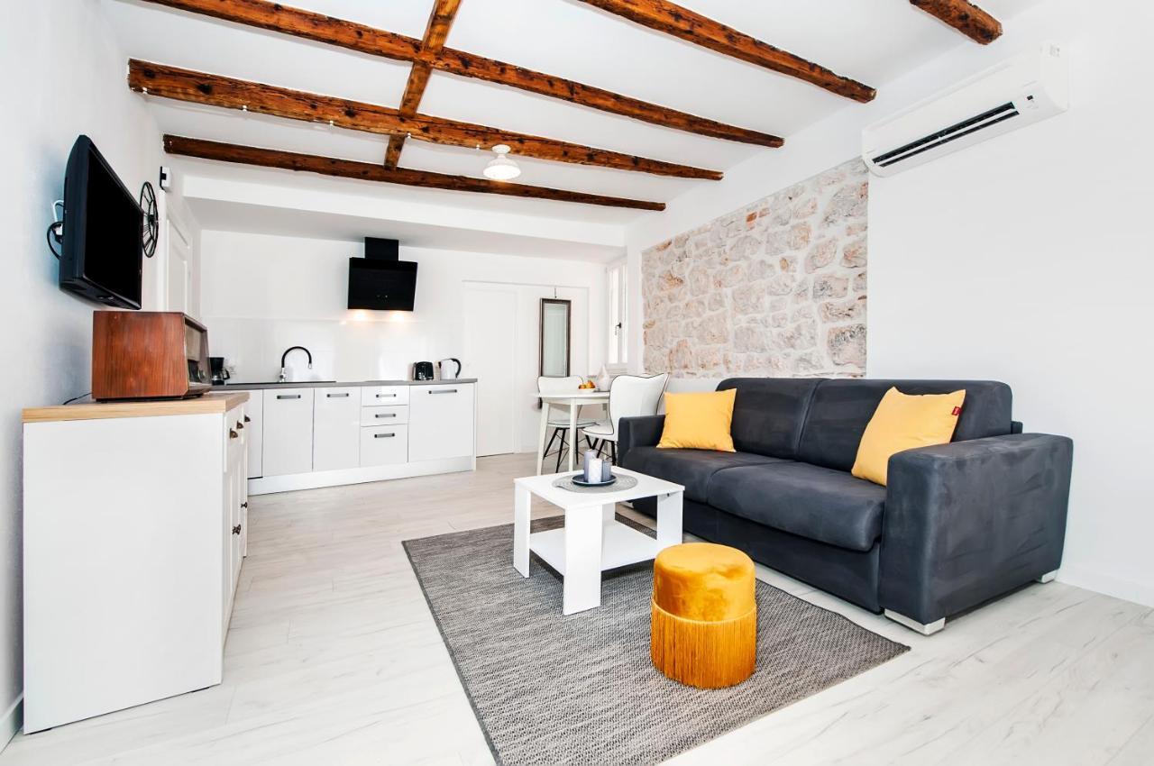 Apartment De Amicis Rovinj Exterior photo