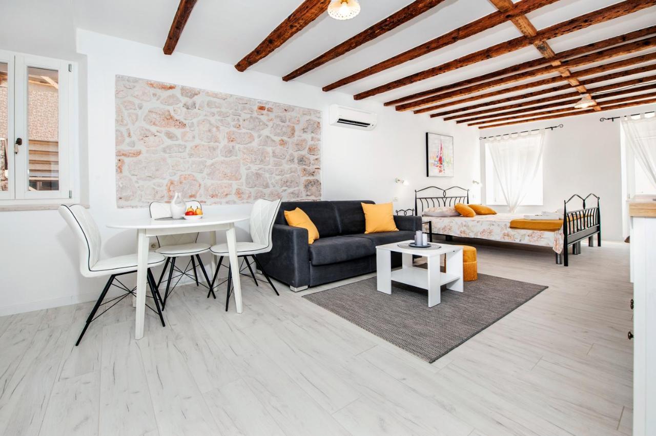 Apartment De Amicis Rovinj Exterior photo